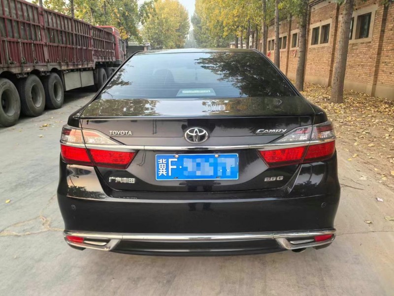 保定16年丰田凯美瑞9