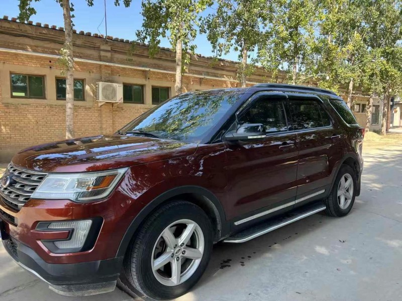 保定16年福特探险者3