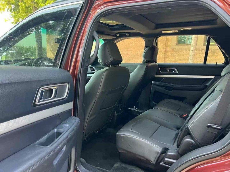 保定16年福特探险者5