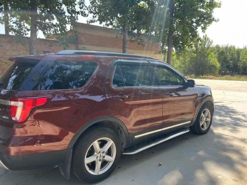 保定16年福特探险者7