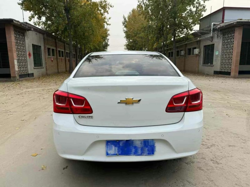 保定16年雪佛兰科鲁兹9