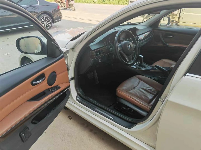 保定10年宝马3系6