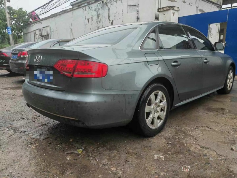 保定10年奥迪A4L4