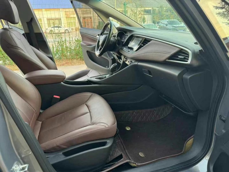 徐州18年别克GL64