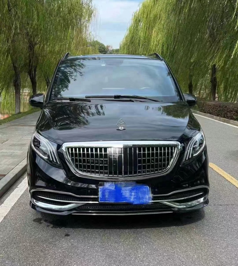 广州22年奔驰威霆1
