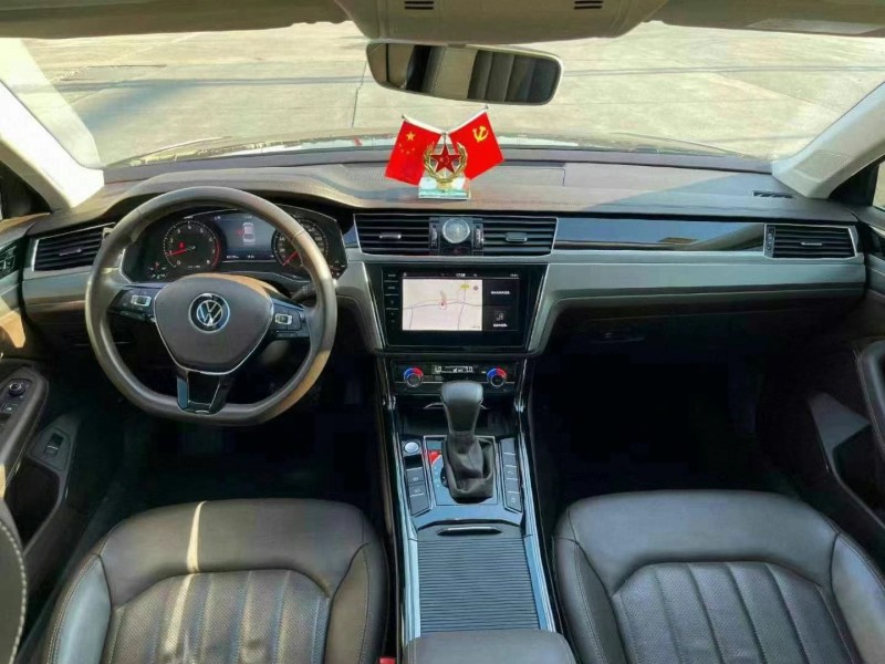 武汉21年大众辉昂4