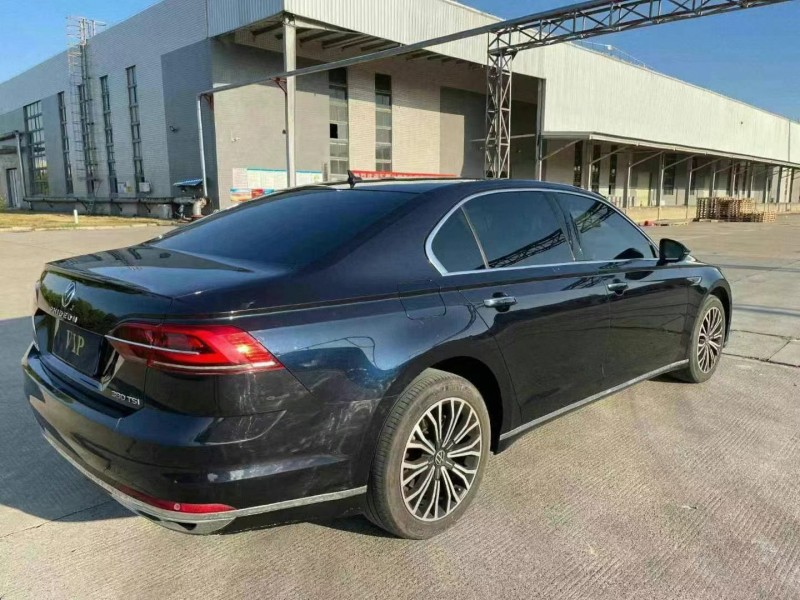 武汉21年大众辉昂7