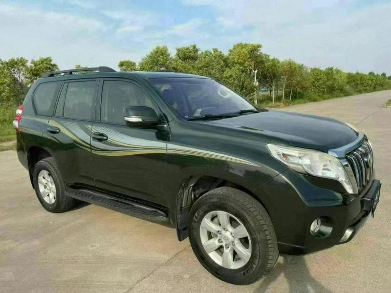 武汉15年丰田普拉多3