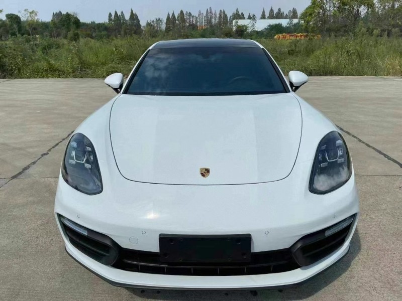 武汉22年保时捷帕拉梅拉1