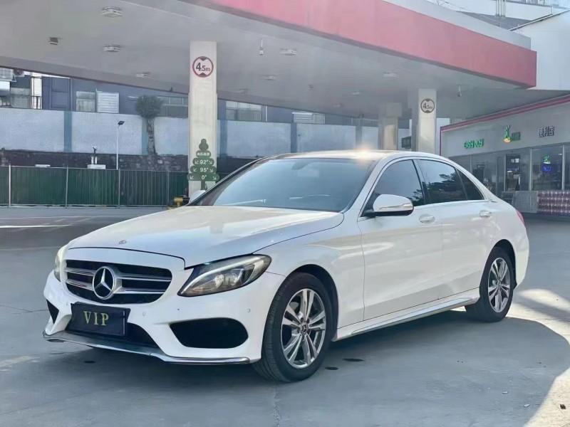 广州17年奔驰C3