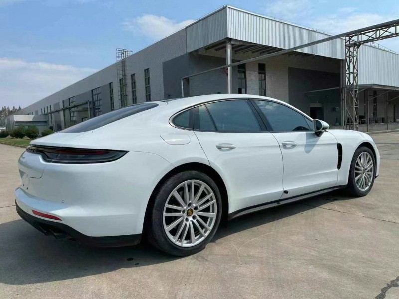 武汉22年保时捷帕拉梅拉7