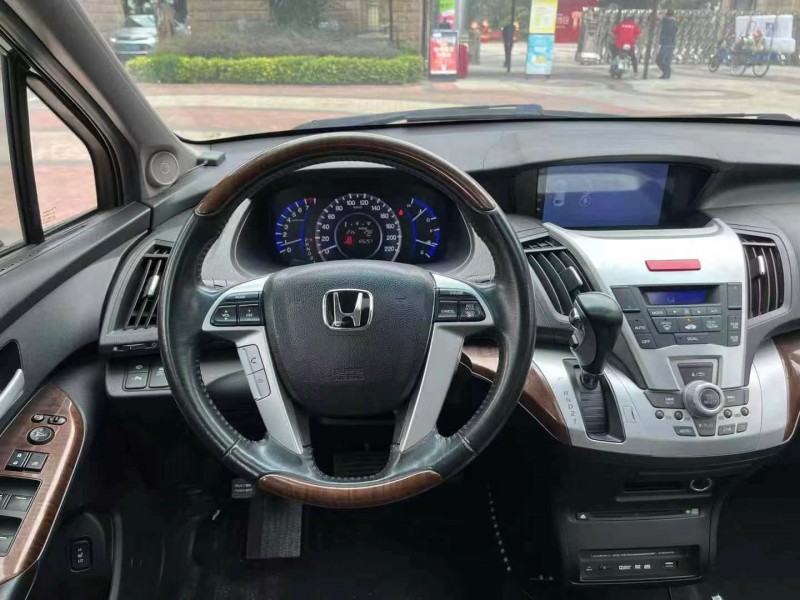 广州13年本田奥德赛6