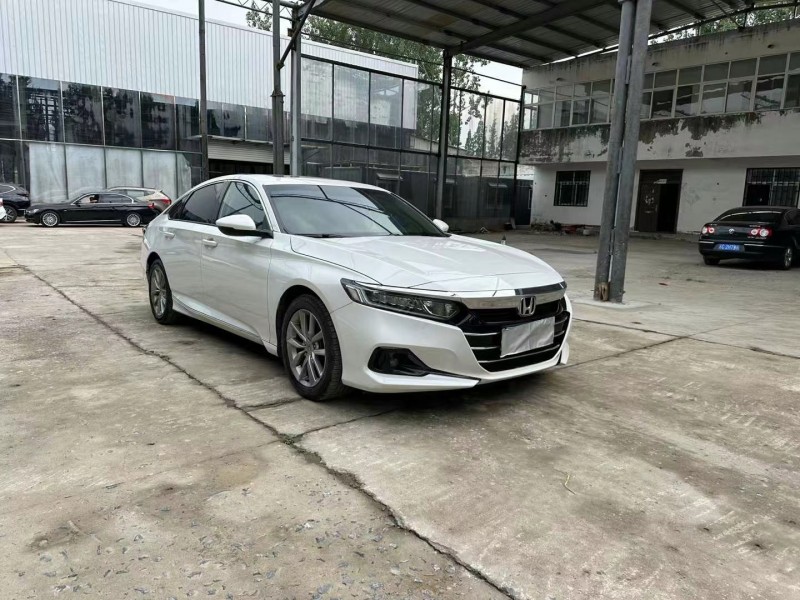 徐州22年本田雅阁3