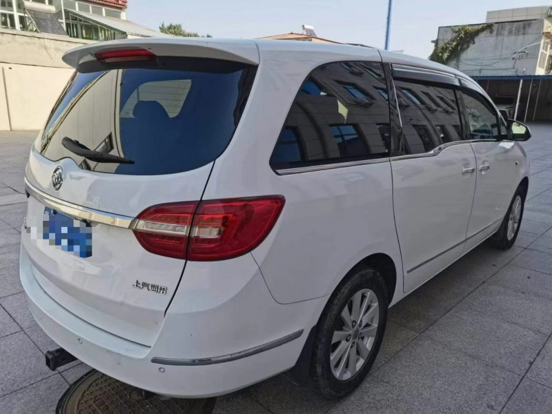 保定18年别克GL84