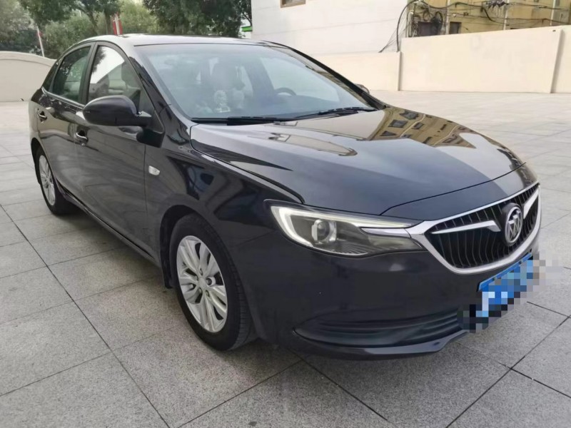 保定18年别克英朗3