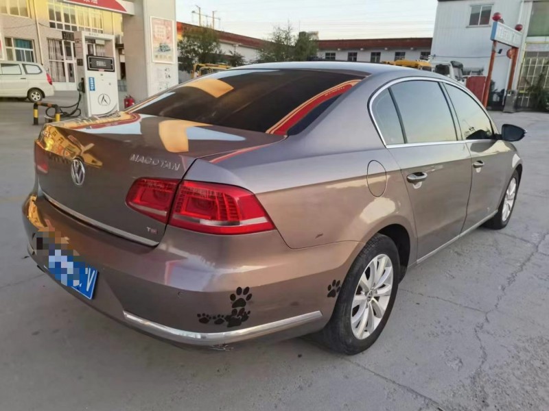 保定14年大众迈腾4