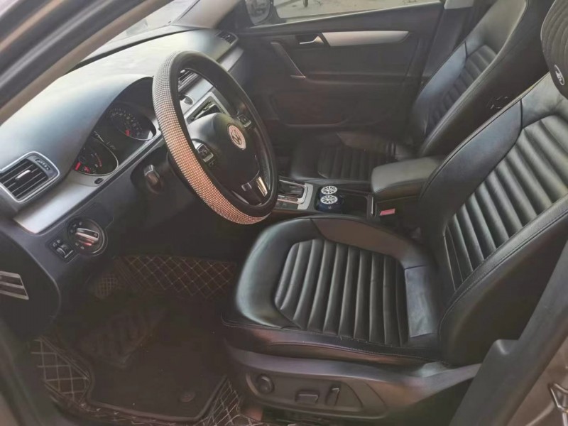 保定14年大众迈腾8