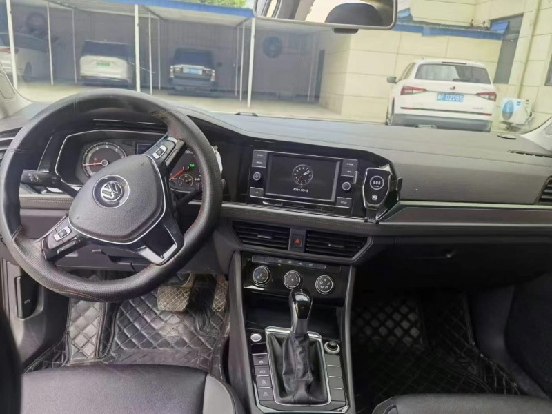 保定20年大众速腾7