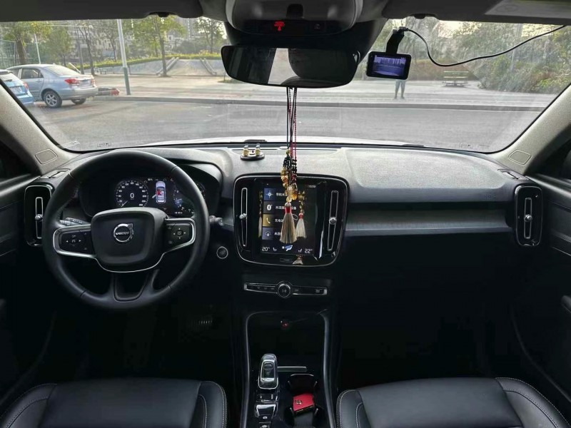 东莞20年沃尔沃XC407