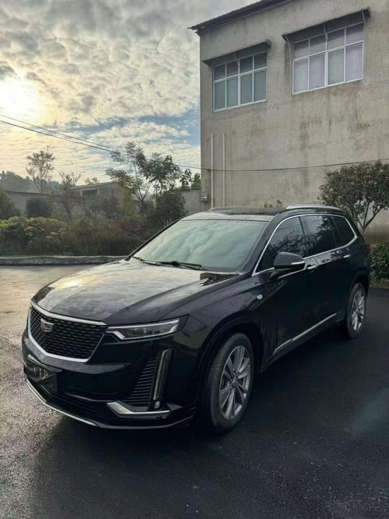 济宁20年凯迪拉克XT62
