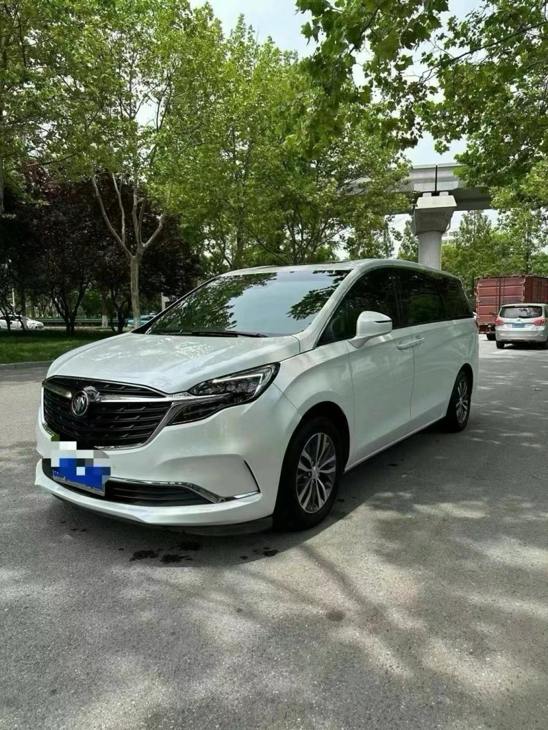 青岛21年别克GL89