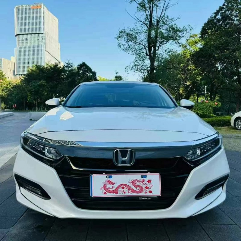 佛山18年本田雅阁1