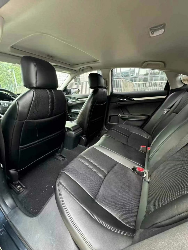 佛山22年本田思域6