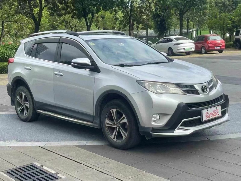 佛山15年丰田RAV4荣放2