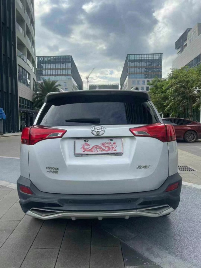 佛山15年丰田RAV4荣放9