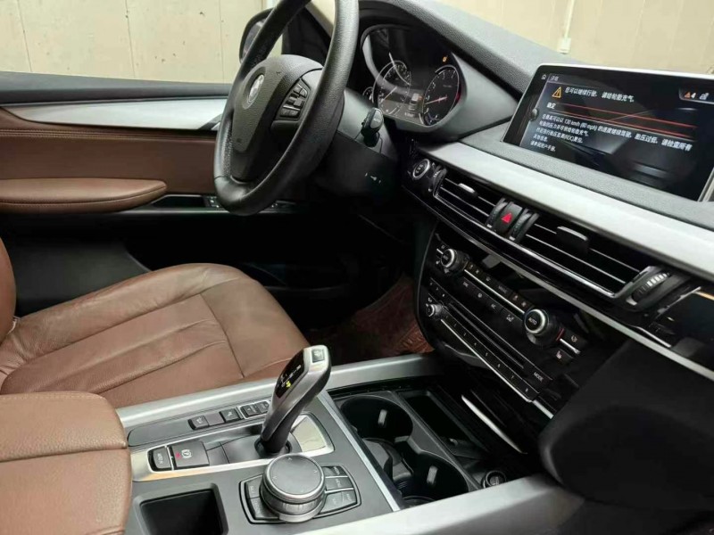 武汉18年宝马X55