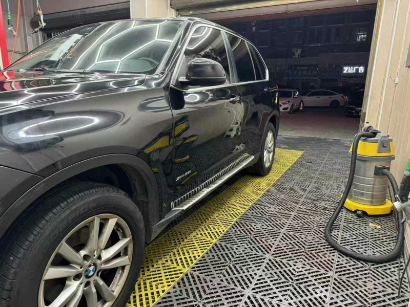 武汉18年宝马X59