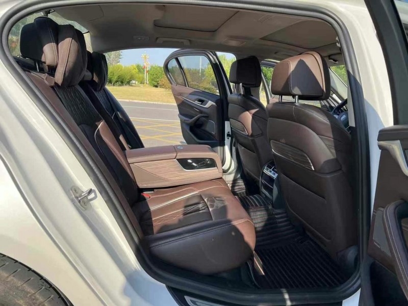 保定21年宝马5系4