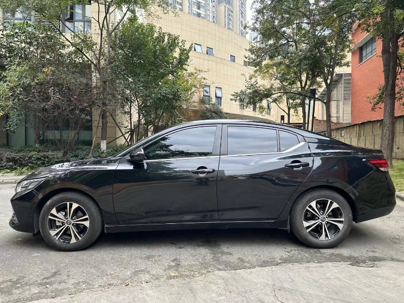 成都22年日产轩逸3