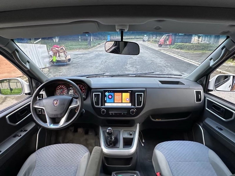 成都21年华晨海狮5