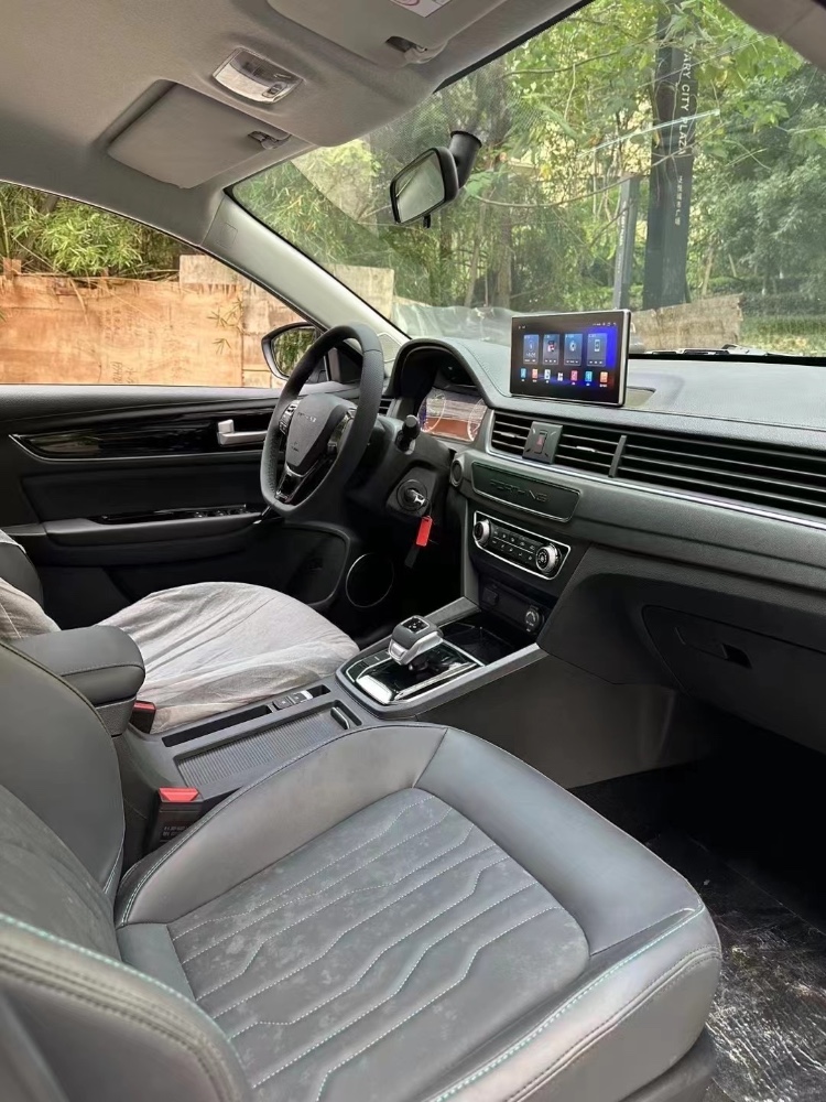 成都24年东风S60EV4