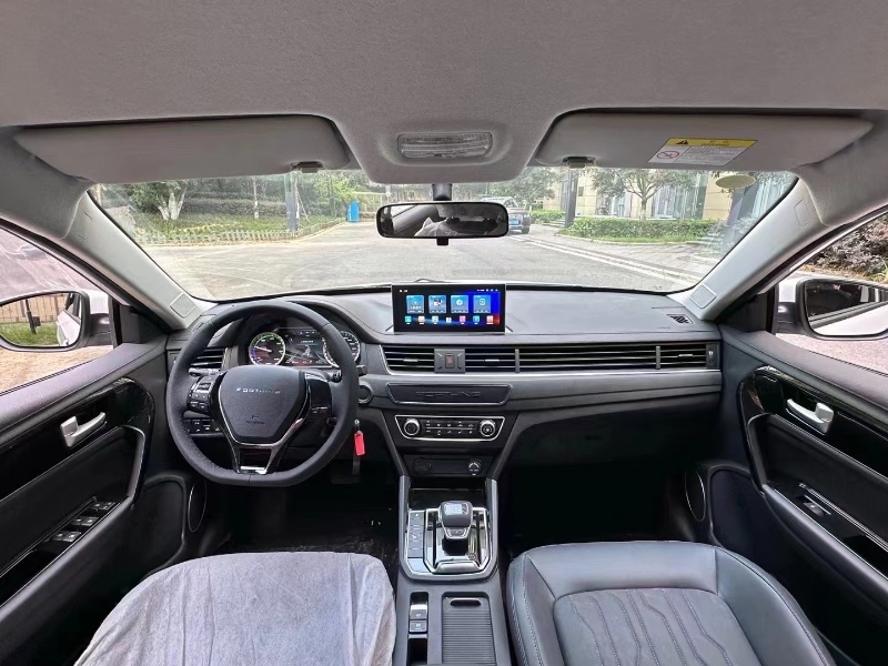 成都24年东风S60EV5