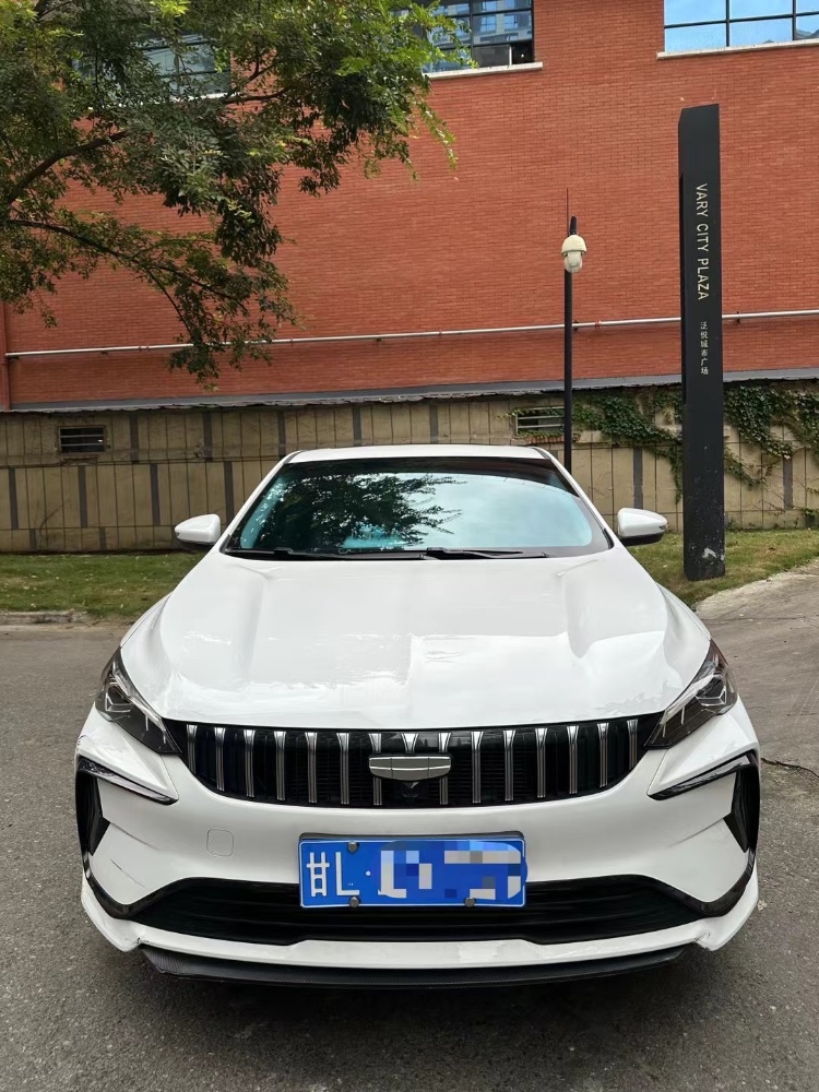 成都24年吉利缤瑞1