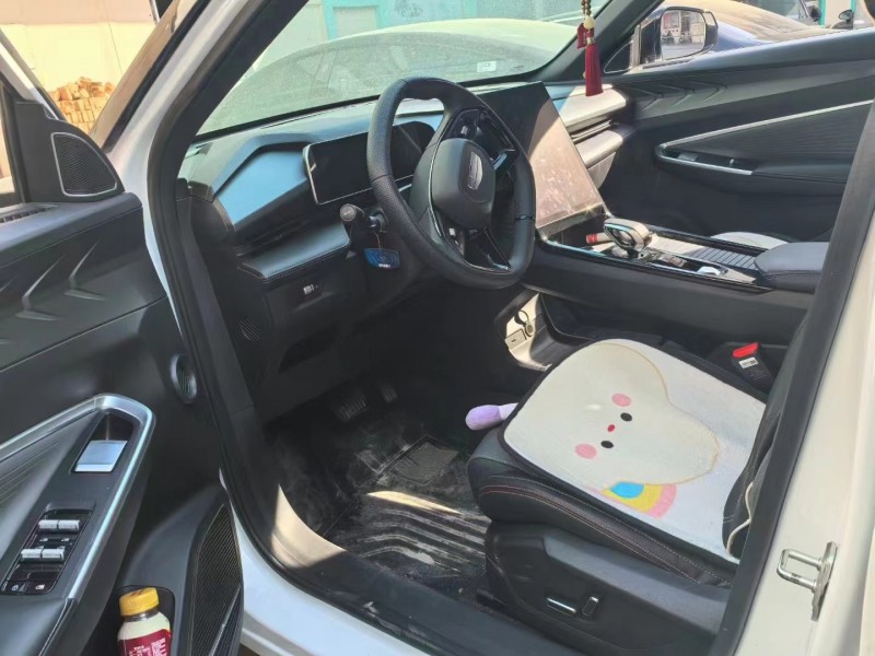 益阳23年吉利博越2