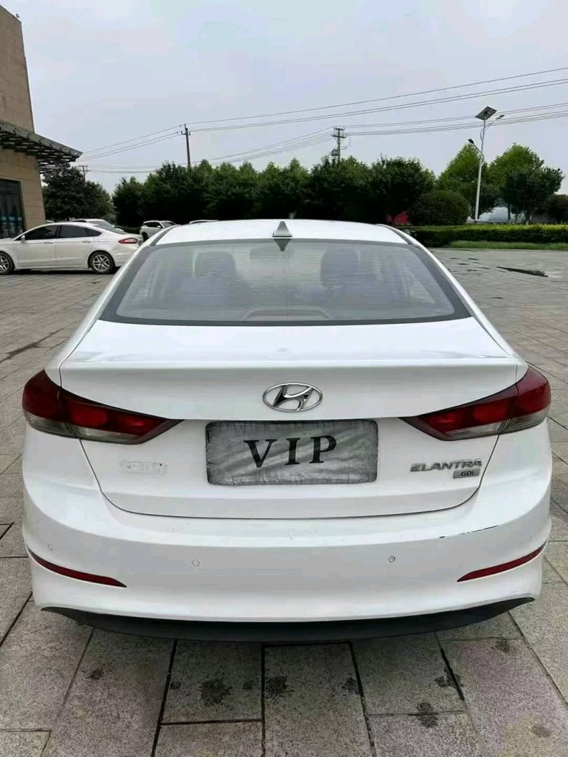 武汉18年现代领动8