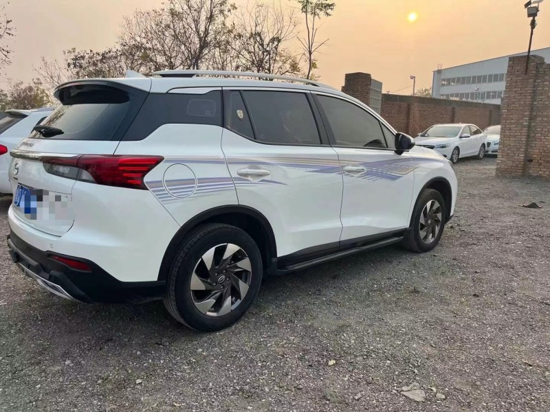 保定20年传祺GS44