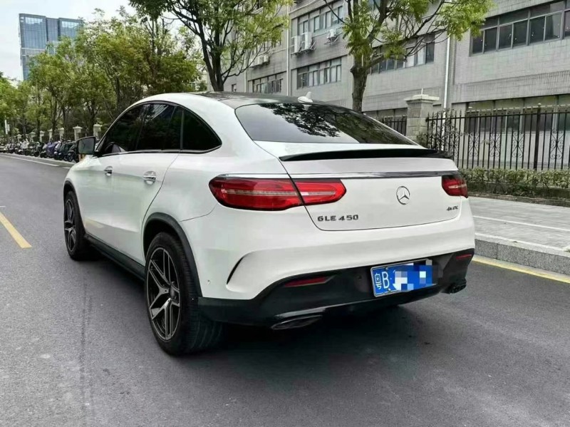 广州16年奔驰GLE8