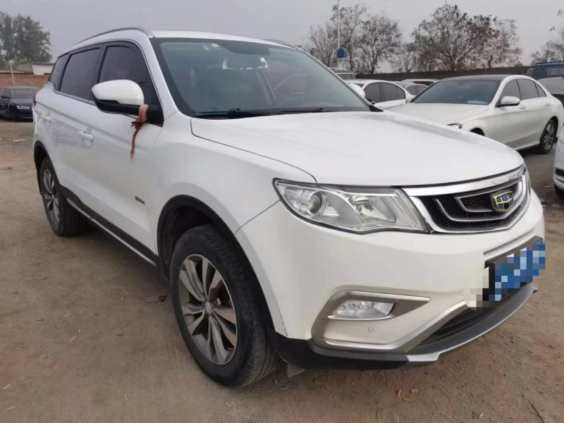 保定18年吉利博越3