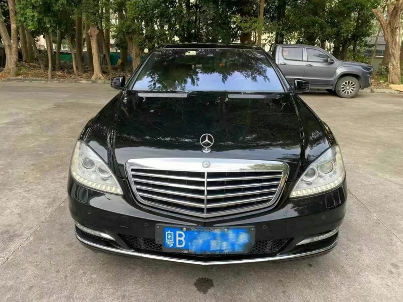 广州13年奔驰S1