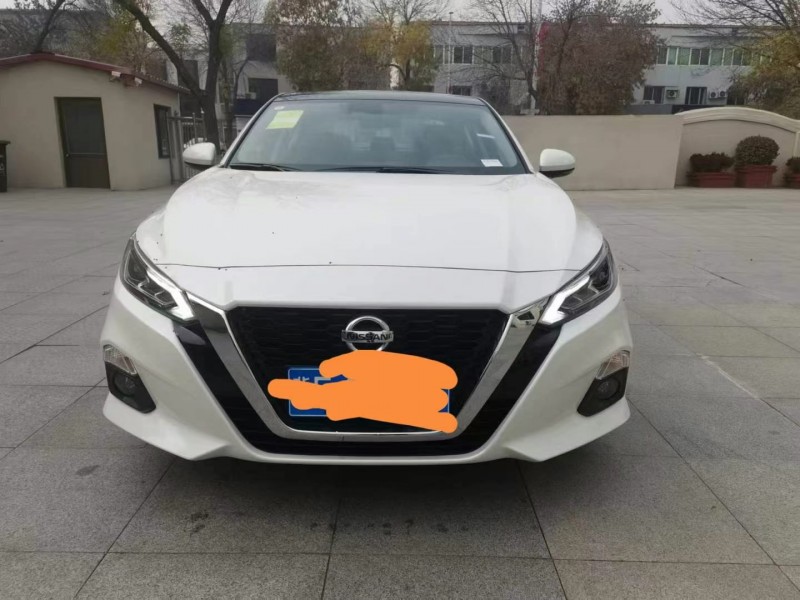 保定22年日产天籁1