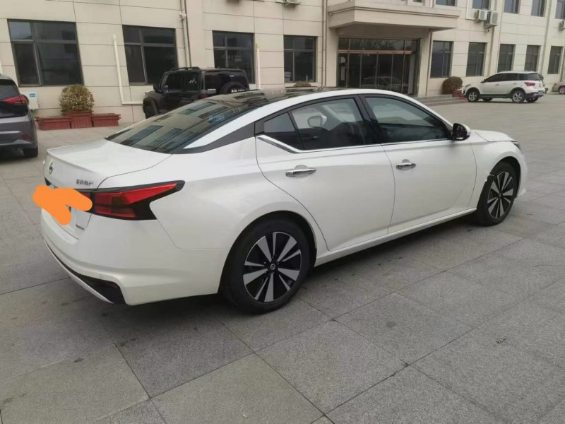 保定22年日产天籁2