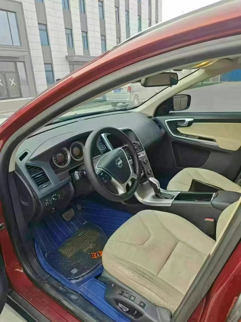 廊坊13年沃爾沃XC606