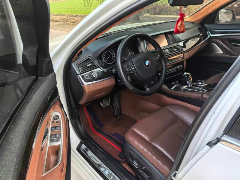 保定15年宝马5系6