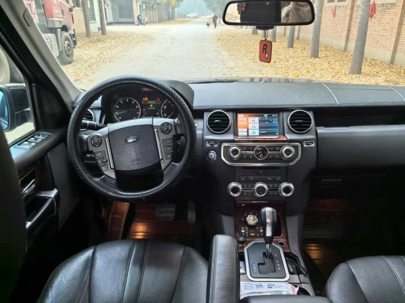 保定11年路虎发现6