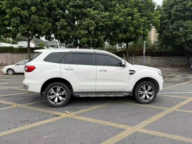 广州17年福特撼路者6