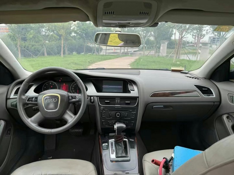 郑州12年奥迪A4L4